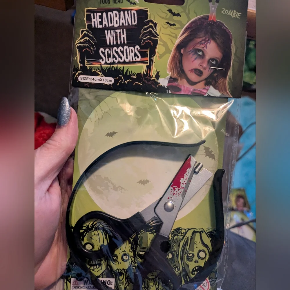 HEADBAND with SCISSORS Creepy/Scary Headband (Plastic) OS NWT